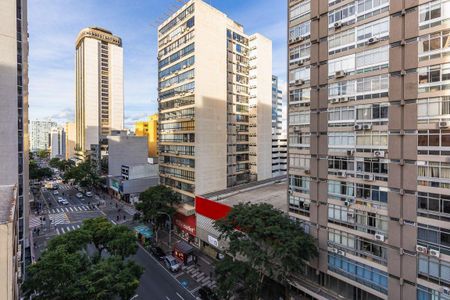 29_photo/94dce46b5b.7f45fe2814a32fcf-ATLAS-b25a6041-5adf-4b89-9dc9-2b1569a5184e.jpg de apartamento à venda com 3 quartos, 115m² em Centro, Curitiba