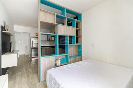 11_photo/94dce46bb5.40d9156f2e18fdd4-ATLAS-588c4b54-6d41-4202-9d31-422d5a42cc3b.jpg de apartamento para alugar com 1 quarto, 30m² em Centro, Curitiba