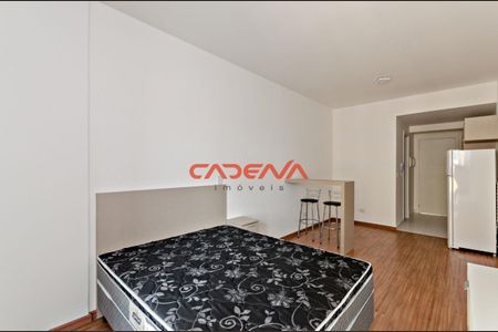 6_photo/94dce46bb5.40d9156f2e18fdd4-ATLAS-a69f6bc8-32ef-489f-a718-31694ab71b0a.jpg de apartamento à venda com 1 quarto, 28m² em Centro, Curitiba
