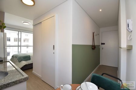 2_photo/94dce46bfd.d5eeb787635d87ab-ATLAS-11ee09af-51d2-4e73-a3e9-7baf0ef13b56.jpg de apartamento à venda com 1 quarto, 27m² em Centro, Curitiba