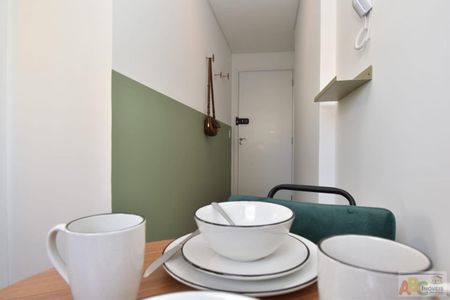 8_photo/94dce46bfd.d5eeb787635d87ab-ATLAS-ca46b708-e249-4f48-9cd8-38e8def878f2.jpg de apartamento à venda com 1 quarto, 27m² em Centro, Curitiba