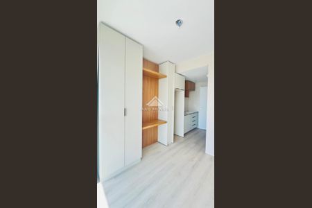 7_photo/94dce46c07.f97a8ce2f2d1c113-ATLAS-cf9f37eb-5ca6-441d-861b-10c9352b0255.jpg de kitnet/studio à venda com 0 quarto, 19m² em Centro, Curitiba