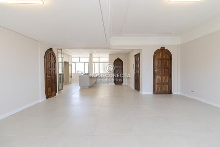 8_photo/94dce46c6f.958ab4e2955fd321-ATLAS-2f037852-145b-4bab-9bce-07682f300916.jpg de apartamento à venda com 3 quartos, 210m² em Centro, Curitiba