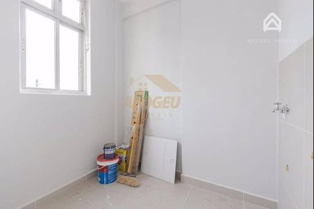 35_photo/94dce46c6f.958ab4e2955fd321-ATLAS-5ef524c0-cde7-4e49-aaa2-ba46d84a309f.jpg de apartamento à venda com 2 quartos, 72m² em Centro, Curitiba