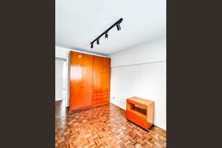 3_photo/94dce46c73.7d01d2ab176dea69-ATLAS-0d8a58e8-e365-41d9-90ba-9c3f212c4514.jpg de kitnet/studio para alugar com 2 quartos, 68m² em Centro, Curitiba