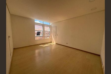 5_photo/94dce46c91.1e8af6647b6aaeab-ATLAS-2fe00444-b8e9-4f72-9448-4dcfa87dd8fd.jpg de apartamento para alugar com 2 quartos, 78m² em Centro, Curitiba