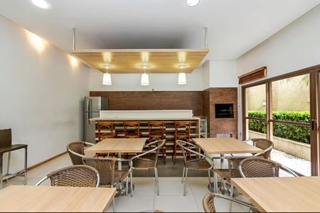 36_photo/94dce46ca9.8cdf125b31d61fa3-ATLAS-0d58dcad-3e71-4c91-b40f-5349c7ec4c6a.jpg de apartamento à venda com 2 quartos, 110m² em Centro, Curitiba