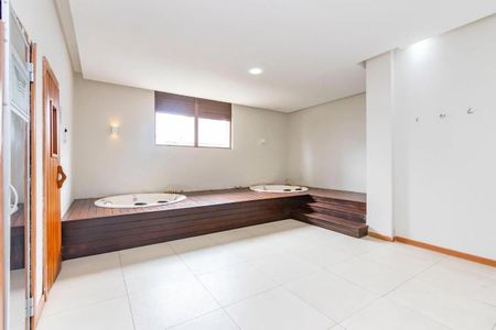 32_photo/94dce46ca9.8cdf125b31d61fa3-ATLAS-5cda4e37-360f-42db-af5b-a140499541a0.jpg de apartamento à venda com 2 quartos, 110m² em Centro, Curitiba