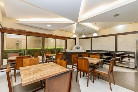 26_photo/94dce46ca9.8cdf125b31d61fa3-ATLAS-957a32eb-ad9e-44ca-bed0-703debf71417.jpg de apartamento à venda com 2 quartos, 110m² em Centro, Curitiba