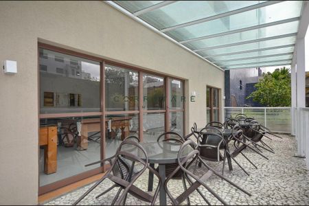 10_photo/94dce46ca9.eb4747a7722cd593-ATLAS-2af19b2b-ec9c-4046-8a02-01bb51e49685.jpg de apartamento à venda com 1 quarto, 35m² em Centro, Curitiba