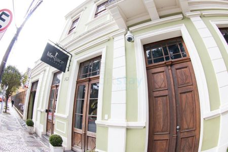 10_photo/94dce46ca9.f87c5f63b588f4d4-ATLAS-36ee7a05-ddf6-4cef-ae1f-149442069ee1.jpg de kitnet/studio à venda com 1 quarto, 46m² em Centro, Curitiba