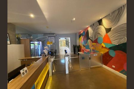 2_photo/94dce46cab.6721d330cc8d7611-ATLAS-105c7857-adb4-4b9b-bd8b-9b512e97382e.jpg de apartamento à venda com 1 quarto, 17m² em Centro, Curitiba