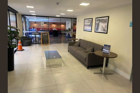 3_photo/94dce46cab.6721d330cc8d7611-ATLAS-175eb858-60d7-4cd3-8ba2-1168036d55cc.jpg de apartamento à venda com 1 quarto, 17m² em Centro, Curitiba