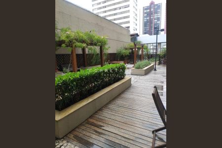 9_photo/94dce46cab.7d01d2ab176dea69-ATLAS-4c137bc9-30fd-40e9-9bac-77db07d3958b.jpg de apartamento à venda com 2 quartos, 64m² em Centro, Curitiba