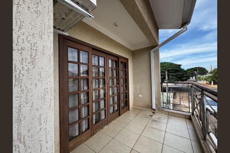 23_photo/94dce46ce5.a5b61410c387fb0a-ATLAS-e8b5006b-accc-49ec-b4b5-0eb1154794e0.jpg de casa à venda com 3 quartos, 378m² em Parolin, Curitiba