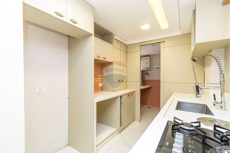 4_photo/94dce46ce9.7d44486df2fbe63f-ATLAS-1a0361a6-55e3-4e29-9481-241d9b590c3b.jpg de apartamento à venda com 3 quartos, 86m² em Centro, Curitiba