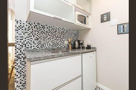 4_photo/94dce46d57.5cd76c37629d0b46-ATLAS-1dc726d4-b4d8-4468-9b87-03f3f1bf8a38.jpg de kitnet/studio à venda com 1 quarto, 25m² em Centro, Curitiba