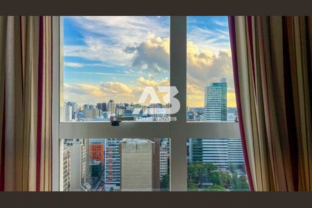 14_photo/94dce46d79.1aa5b8f538f3adaf-ATLAS-6205d7f5-38e2-452a-aa5c-8fb8a43507ba.jpg de kitnet/studio para alugar com 1 quarto, 37m² em Centro, Curitiba