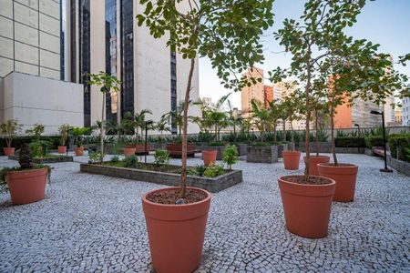 24_photo/94dce46d7b.4f01e810a805cb87-ATLAS-c4db6830-0435-4544-86bd-34ce9d03d43d.jpg de apartamento à venda com 2 quartos, 43m² em Centro, Curitiba