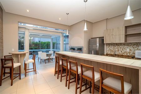 1_photo/94dce46d7b.e5636cc5c7e4e9bb-ATLAS-11347834-98c7-4637-bc48-79fffd2f55cd.jpg de apartamento à venda com 2 quartos, 43m² em Centro, Curitiba