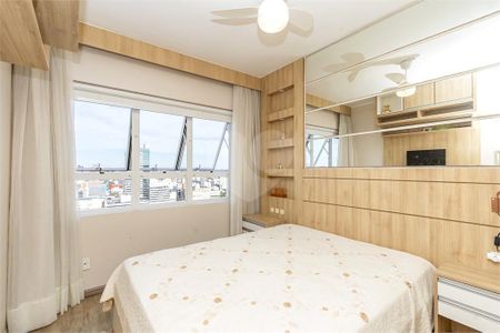 3_photo/94dce46d7b.e5636cc5c7e4e9bb-ATLAS-167e753d-7f0f-4f49-9bd6-2dc90a5171f5.jpg de apartamento à venda com 2 quartos, 43m² em Centro, Curitiba