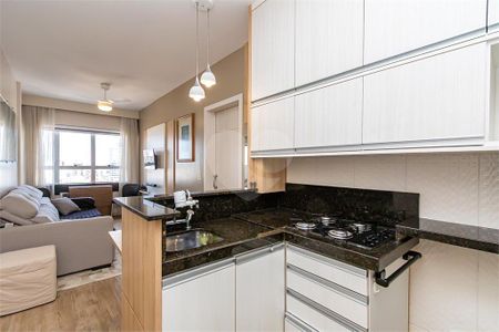 11_photo/94dce46d7b.e5636cc5c7e4e9bb-ATLAS-456fed5f-51ad-4417-83fa-49fc1b3c3c94.jpg de apartamento à venda com 2 quartos, 43m² em Centro, Curitiba