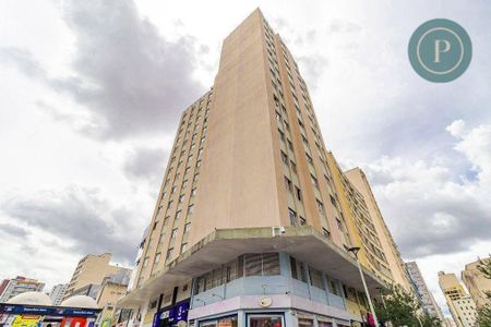 31_photo/94dce46d95.39e8cc84363b0425-ATLAS-957a9c05-2989-4c6f-b795-9c8a4ac71cdb.jpg de apartamento à venda com 4 quartos, 140m² em Centro, Curitiba