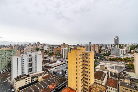 2_photo/94dce46d95.6cfae7307d3dcc57-ATLAS-116a243e-caca-4826-bf42-2de47d7b99dc.jpg de apartamento à venda com 3 quartos, 144m² em Centro, Curitiba