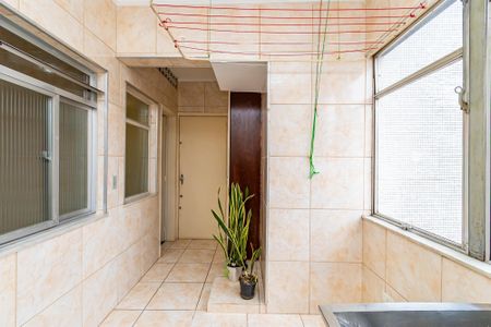 16_photo/94dce46d95.6cfae7307d3dcc57-ATLAS-9f5bf6ad-6822-45da-a874-c2066b34bdf3.jpg de apartamento à venda com 3 quartos, 144m² em Centro, Curitiba