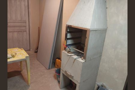 2_photo/94dce46da9.08f922be3a726ba4-ATLAS-0bdcb8c0-b743-467d-9756-b935cf3ea2eb.jpg de casa à venda com 3 quartos, 145m² em Centro, Curitiba