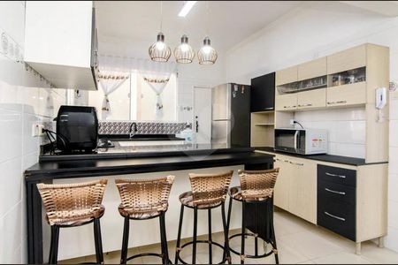 5_photo/94dce46db9.0f81dd1a9a4f6ffb-ATLAS-df14ceea-449c-43c8-9091-c75c7bcafb2e.jpg de apartamento à venda com 3 quartos, 112m² em Centro, Curitiba