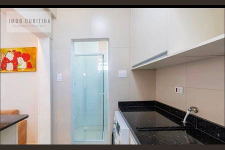 2_photo/94dce46dbf.0dac9095ab6d8f71-ATLAS-d72bc310-1075-4f36-aff6-2bcbea35a399.jpg de kitnet/studio para alugar com 1 quarto, 30m² em Centro, Curitiba