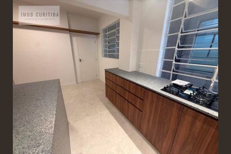 10_photo/94dce46dbf.b57baa6427787fa6-ATLAS-b1a79e91-4d03-4074-b0f0-5015fdae9e1c.jpg de apartamento à venda com 1 quarto, 90m² em Centro, Curitiba