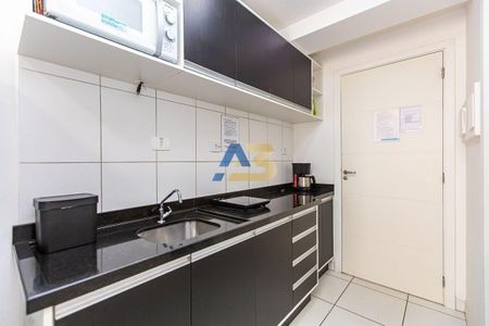 5_photo/94dce46dc7.4bd2615f33144f40-ATLAS-696a1287-ecc2-4695-8a54-5bd86e3b4a6d.jpg de kitnet/studio à venda com 1 quarto, 27m² em Centro, Curitiba