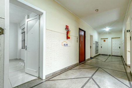 25_photo/94dce46dcd.f469cfda097b0aa9-ATLAS-e0a33ab1-8551-4294-a949-010a03e9ee85.jpg de apartamento à venda com 2 quartos, 84m² em Centro, Curitiba