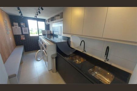 28_photo/94dce46e2d.590b4d130c630f44-ATLAS-9373b340-2e94-4c6b-bbf5-52a5db40cdab.jpg de apartamento à venda com 1 quarto, 37m² em Centro, Curitiba