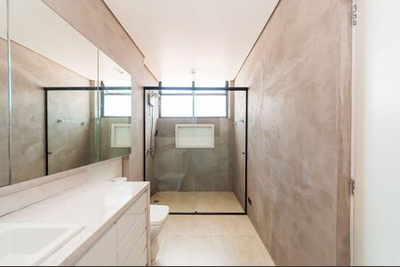 6_photo/94dce46e69.4cea1a0b3f6bbd2f-ATLAS-05fb3aad-b46d-47dc-831c-44108f32aea8.jpg de apartamento à venda com 4 quartos, 222m² em Centro, Curitiba