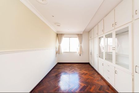 7_photo/94dce46e69.4cea1a0b3f6bbd2f-ATLAS-261c30bb-3013-4914-9677-bc8a7ca33f93.jpg de apartamento à venda com 4 quartos, 222m² em Centro, Curitiba