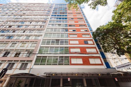 17_photo/94dce46e69.4cea1a0b3f6bbd2f-ATLAS-9d96520e-2741-4e90-b456-8f0fc1746f27.jpg de apartamento à venda com 4 quartos, 222m² em Centro, Curitiba