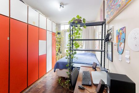 34_photo/94dce46e6f.31f8faead97f4406-ATLAS-e61e2e32-4085-42a6-a978-0d59acb4f685.jpg de apartamento à venda com 4 quartos, 135m² em Centro, Curitiba