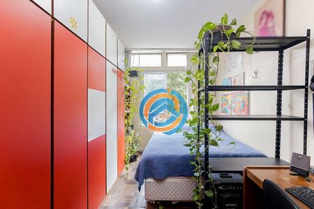 5_photo/94dce46e6f.6837ea405f96e6e8-ATLAS-24de92ae-936c-4db1-9c4f-8082ef0710fc.jpg de apartamento à venda com 4 quartos, 135m² em Centro, Curitiba