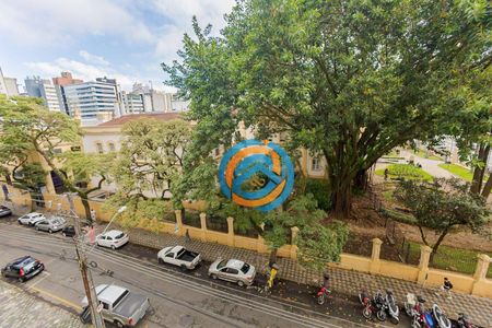 11_photo/94dce46e6f.6837ea405f96e6e8-ATLAS-6a9eaa85-4417-4df3-ae4f-7240264dc9c5.jpg de apartamento à venda com 4 quartos, 135m² em Centro, Curitiba