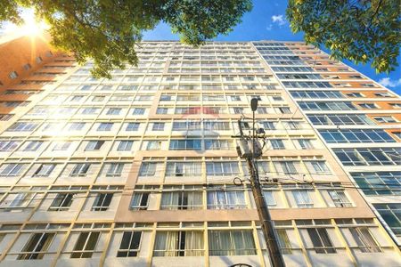 33_photo/94dce46e6f.6837ea405f96e6e8-ATLAS-a20f1ba1-fea9-44e8-8a87-bcb3b2fee11b.jpg de apartamento à venda com 4 quartos, 163m² em Centro, Curitiba