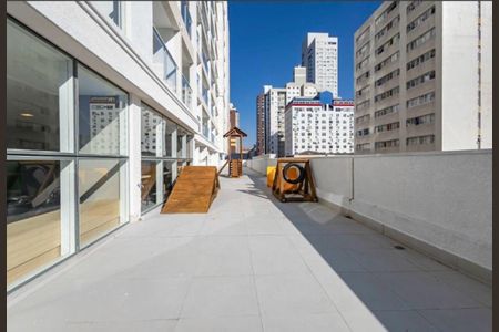 5_photo/94dce46e71.23351eba74f1df34-ATLAS-221b7845-ced0-417d-8853-e2114633ca03.jpg de kitnet/studio à venda com 1 quarto, 20m² em Centro, Curitiba