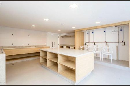 25_photo/94dce46e71.23351eba74f1df34-ATLAS-7fe99a53-4b9f-44a1-9edf-5478d92fc594.jpg de kitnet/studio à venda com 1 quarto, 20m² em Centro, Curitiba