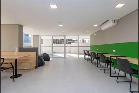 27_photo/94dce46e71.23351eba74f1df34-ATLAS-85ba1cc4-52cb-4126-bc0d-9392aa00b1ca.jpg de kitnet/studio à venda com 1 quarto, 20m² em Centro, Curitiba