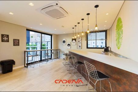 12_photo/94dce46ee5.0e2ab5f90b6f9ba2-ATLAS-52c987d5-bed5-49fe-89ef-7a9d97a42fc6.jpg de apartamento para alugar com 1 quarto, 32m² em Centro, Curitiba