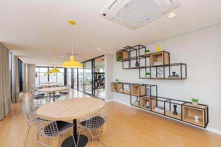 6_photo/94dce46ee5.1ce219a43e0bdf60-ATLAS-36c3b7e5-3405-440c-ae53-e5da250435b0.jpg de apartamento à venda com 1 quarto, 29m² em Centro, Curitiba