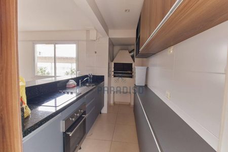 5_photo/94dce46eeb.b2aacbd2ebff2e8d-ATLAS-7dd44e23-738a-4a51-a310-86b61b2791f4.jpg de kitnet/studio à venda com 1 quarto, 33m² em Centro, Curitiba