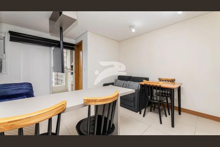 4_photo/94dce46eeb.b63703df1b074e65-ATLAS-59384522-d181-4969-b101-2e8e21fdadc9.jpg de kitnet/studio à venda com 1 quarto, 34m² em Centro, Curitiba